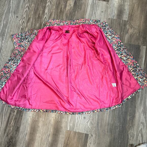 Colorful Abstract Print 3/4 Bell-Sleeve Jacket – ISLE by Melis‎ Kozan Design - Picture 10 of 12